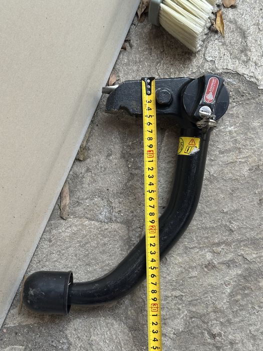 Глава за теглич Bosal, свалена от Renault