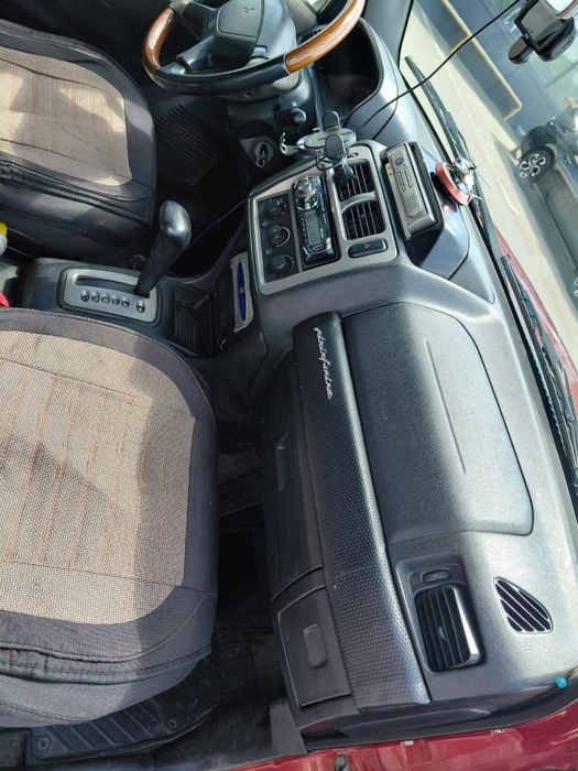 Продам pajero io 2001 года