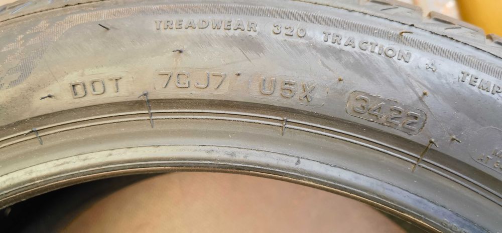 НОВИ Спорт пакет За BMW 225 45 18 / 255 40 18 Brigestone