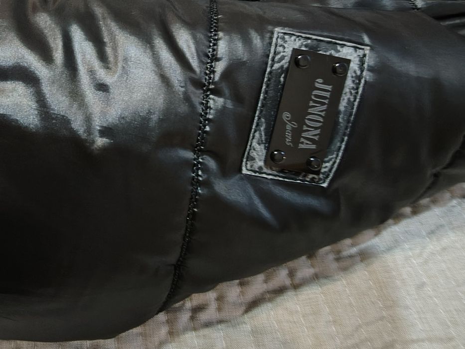 Продавам дамско яке Junona 44 размер