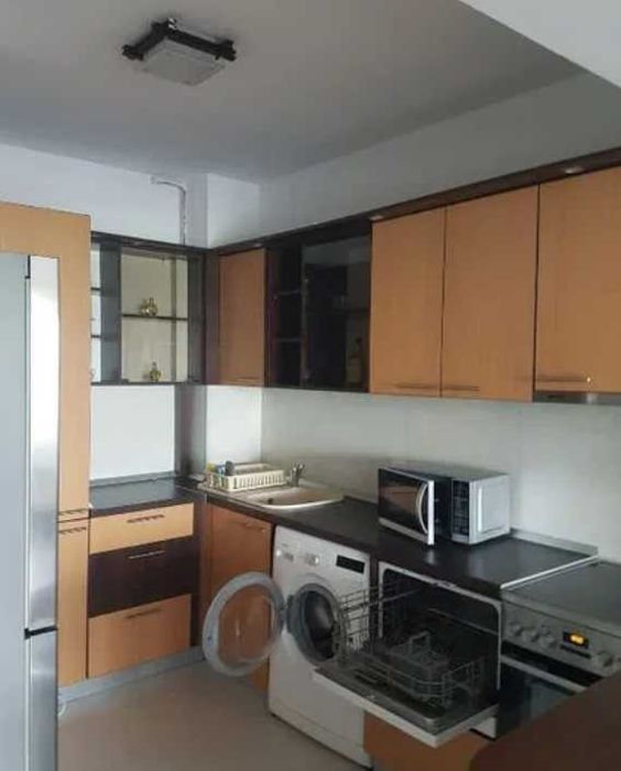 Дава се под наем Двустаен апартамент в Пловдив, Коматево - 60 кв.м за 283.05 € - Снимка #2