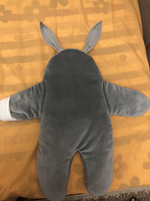 Комбинезон на выписку