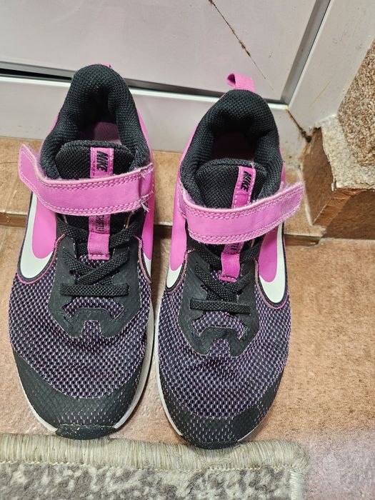 Маратонки за момиче Puma ,Nike