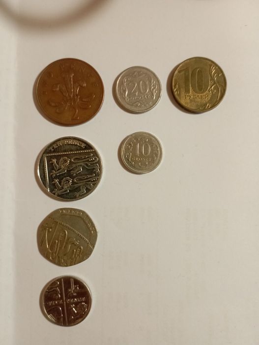 Чисто нови компактни класьори за 120 монети