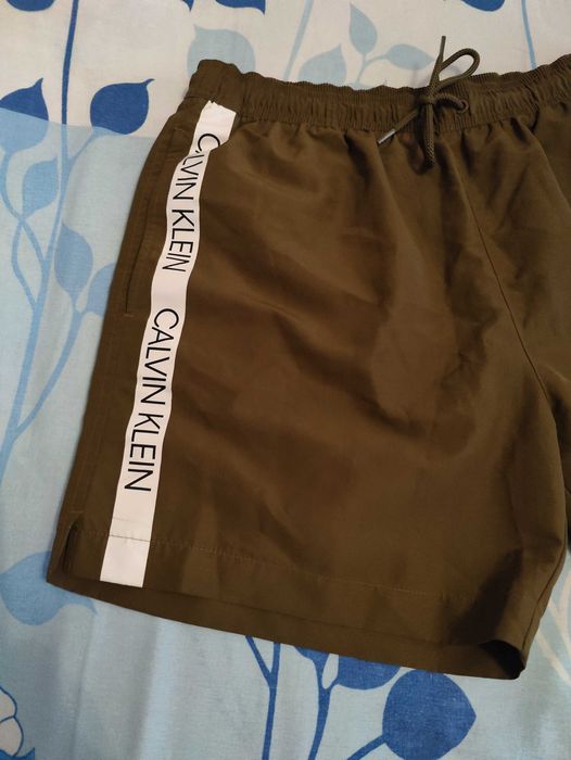 Pantalon scurt Calvin Klein masura M