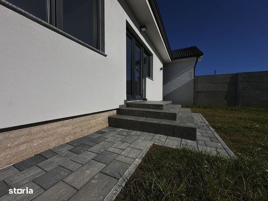 Casa nouă premium - la intrare în Sântandrei, garaj