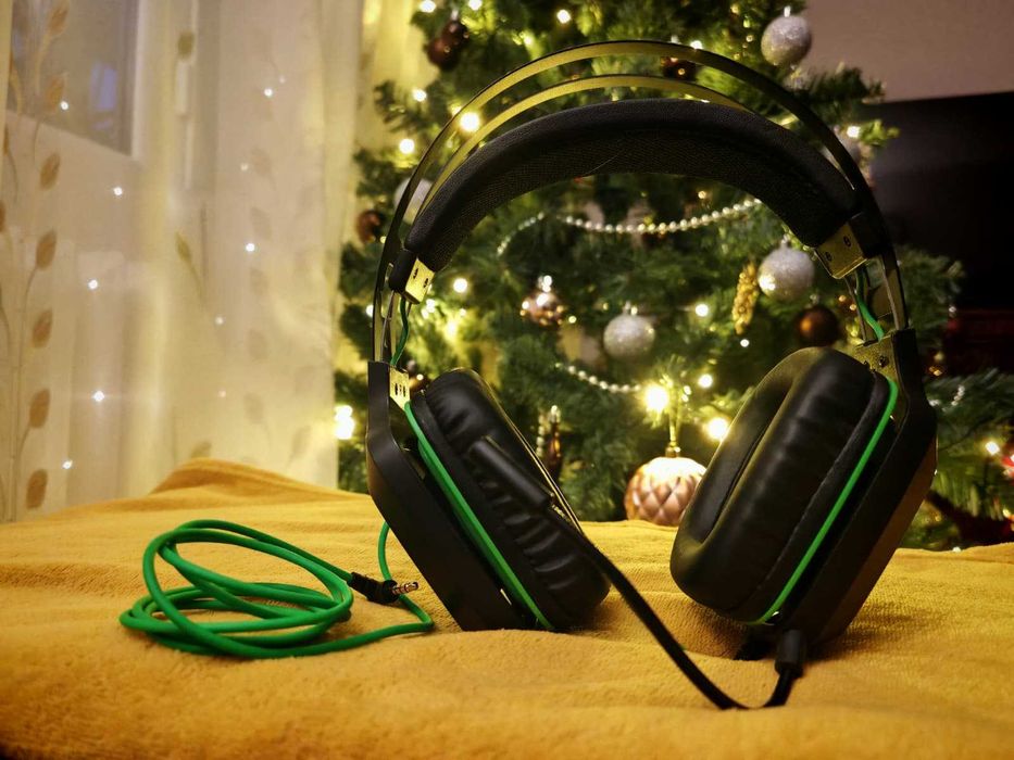 Casti Razer Electra V2