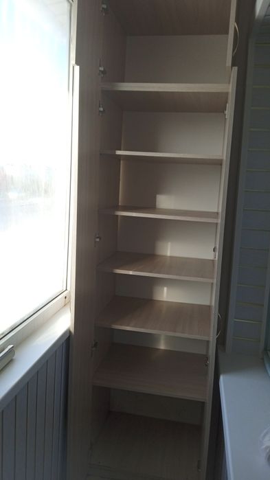 Шкаф высокий продам