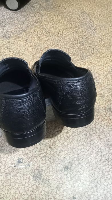 Продам кожаные туфли бу 42 размер