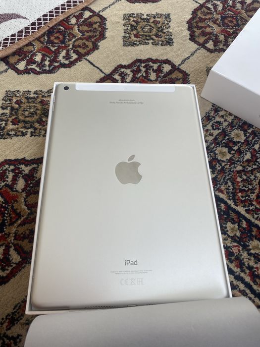 IPad 9 2021 сим карта64гб 100%