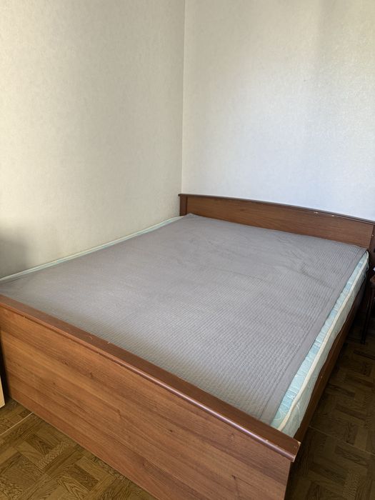 Продам кровать 2х спальную