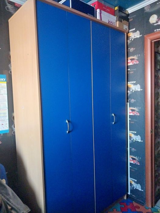 Срочно! Продам  шкаф недорого!