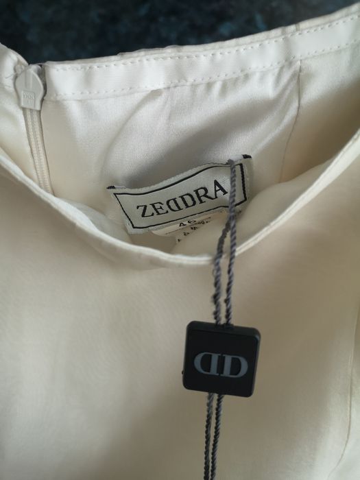 Официална пола от шифон.