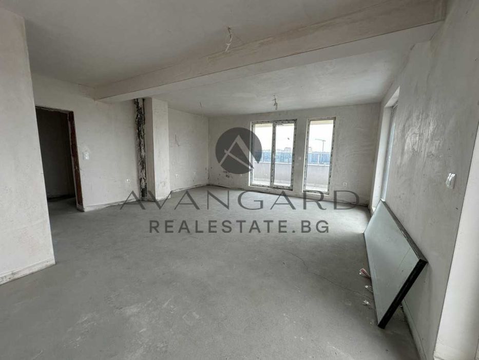 оф.22182 Тристаен пред АКТ 16/ Парк Лаута