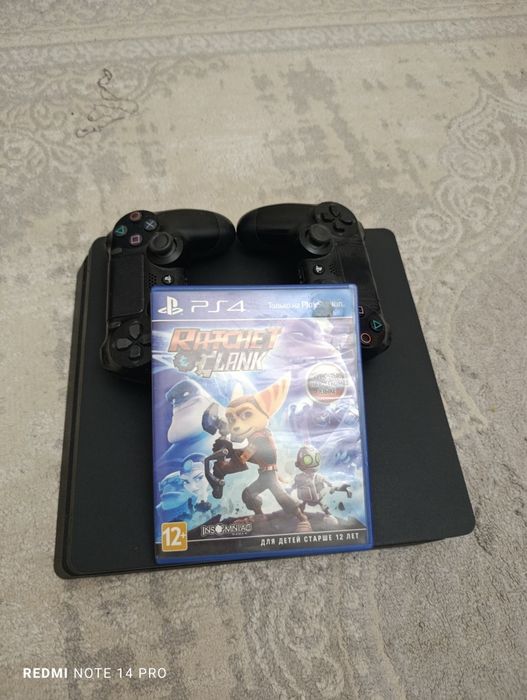 Playstation 4 Slim
