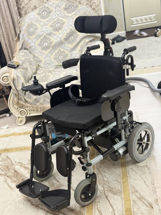 Инвалидная коляска