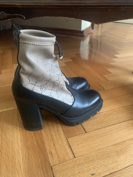 Кожени боти тип чорап