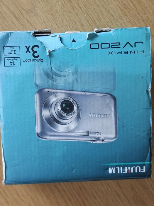 Фотоапарат Fujifilm Finepix JV200