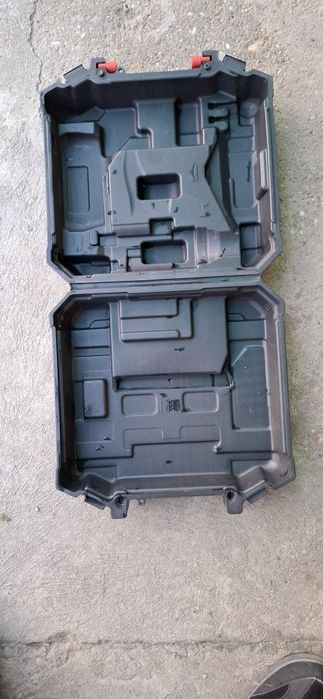 Vând cutie pentru impact de 12 volți in bună stare PARKSIDE