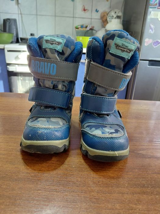 Зимние детские  ботинки 26 размер