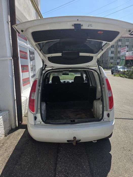 Vand Skoda Praktik la doar 2300 E negociabil