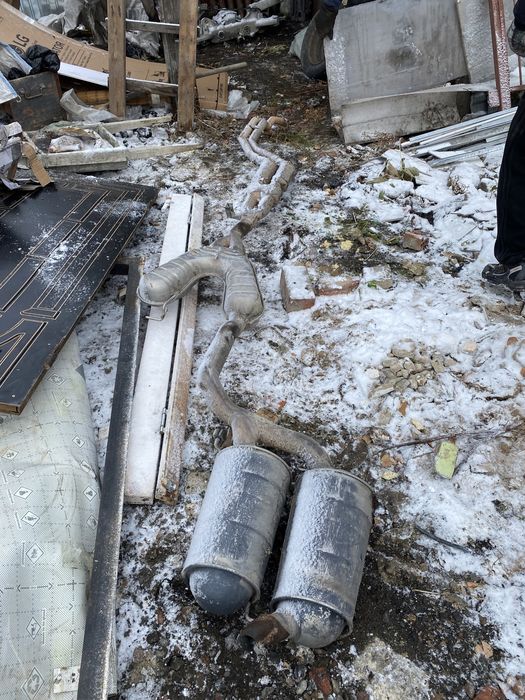 Продам глушитель bmw e39