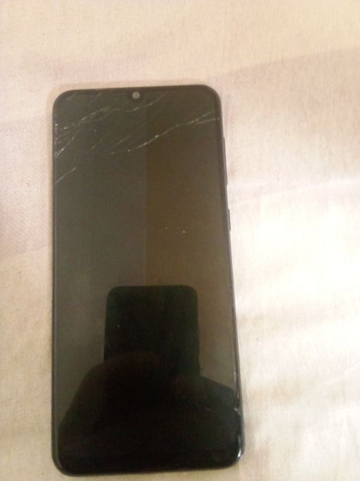 Samsung galahsi A 30