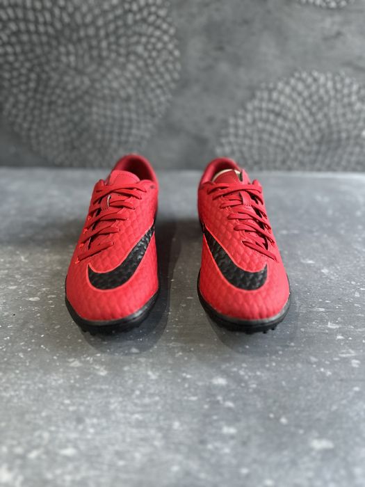Сороконожки Nike Hypervenom