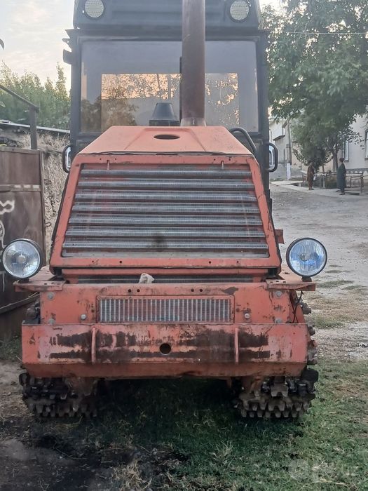 BT 150 traktor holati ideal