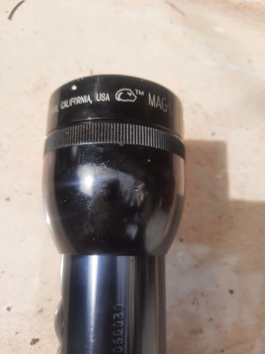 Фенер ,прожектор mag-lite