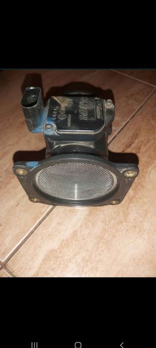 Vând debitmetru de aier de A4 b5