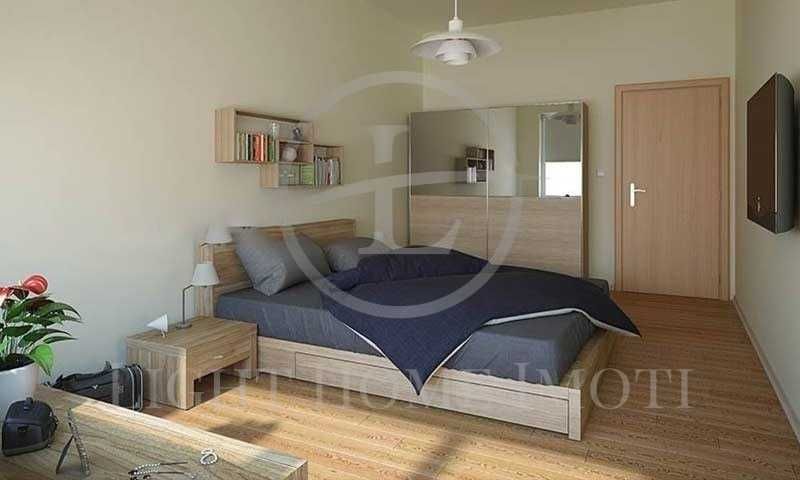 Продава се Тристаен апартамент в Пловдив, Център - 95 кв.м за 747 €/кв.м - Снимка #2