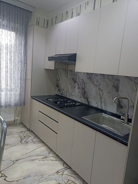 Kvartira 1-etaj 2 xonali Furqat ko'cha