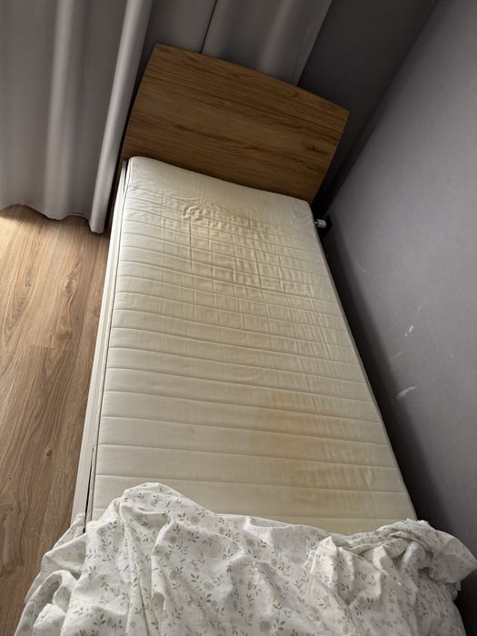 Кровать односпальная б/у