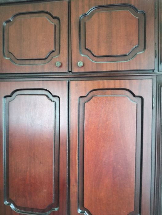 Vând mobila sufragerie.