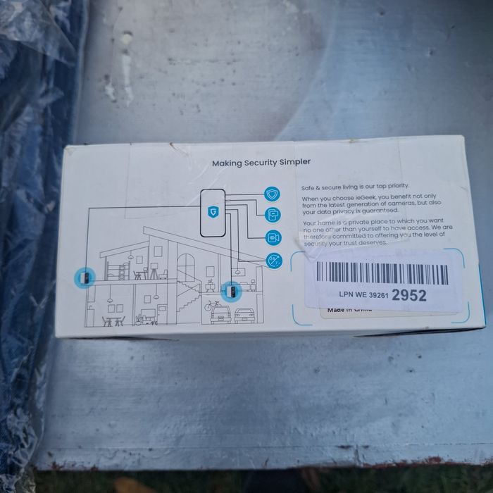 Cameră exterior cu panou solar,  conectare pe telefon,  nouă,  card inclus,  Belgia