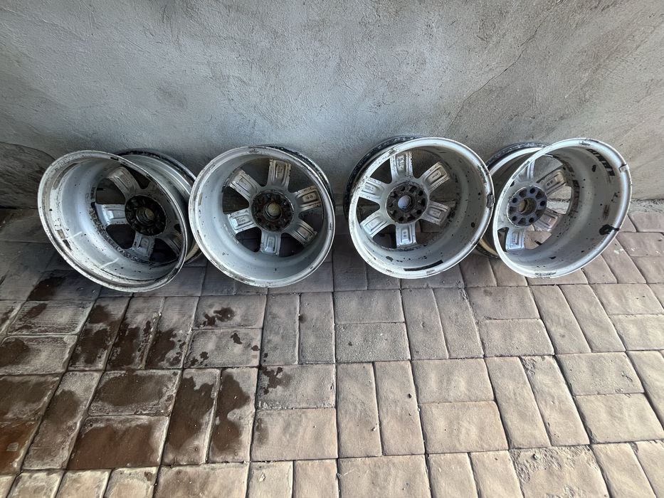Продам диски на R 16.