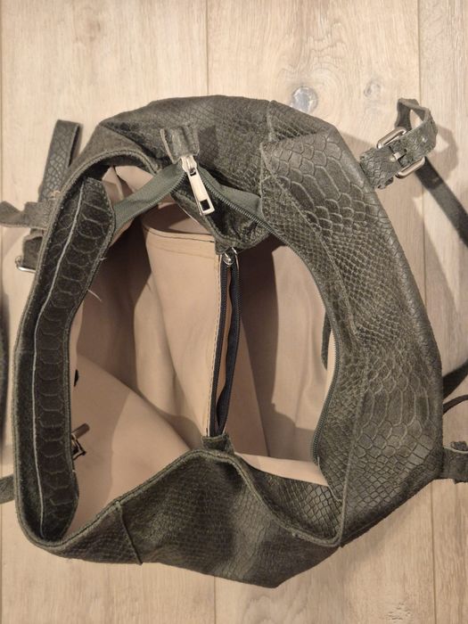 Geantă din piele naturală, culoare verde, model elegant