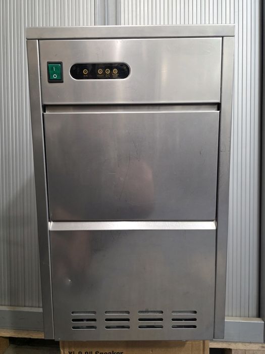 Masina profesionala de gheata MAXIMA ice maker 24 - 24 kg/zi - Inox - Horeca