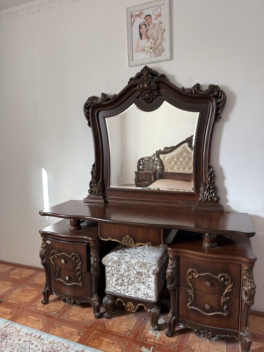 мебель для спальни.