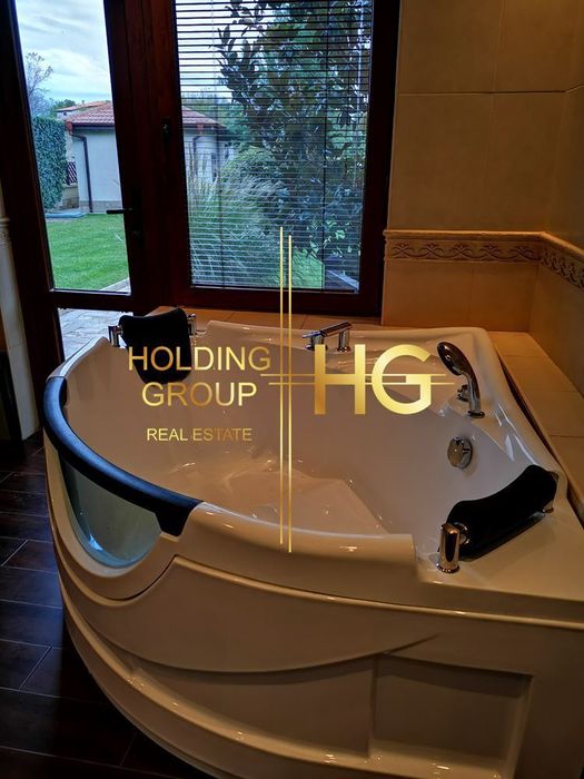 Къща в Варна, област-с.Аврен площ 196 цена 300000