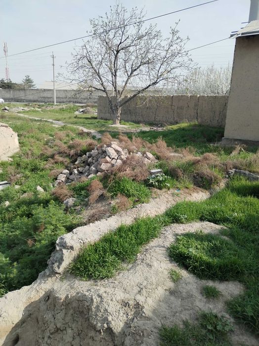 Продается участок (Ховли сотилади). Лучше предложение для инвестиций!