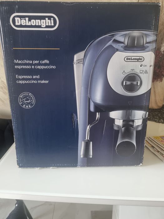 Espresor DeLonghi