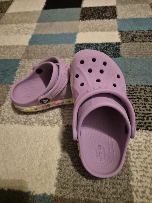 Vand Crocsi pt fetițe
