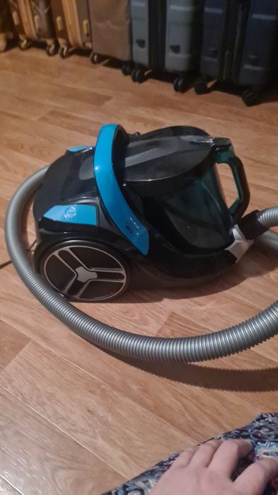 Пылесос"Тефаль".