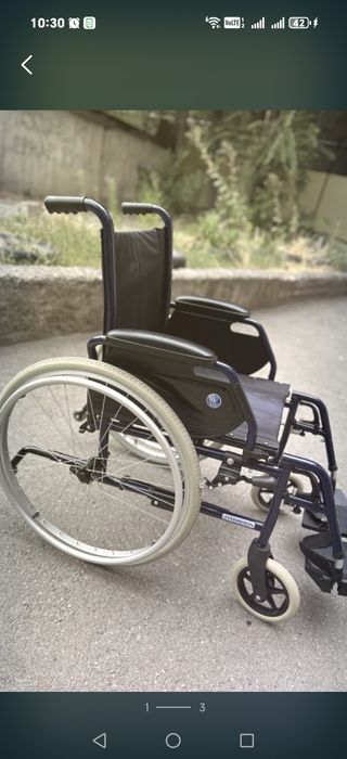 Инвалиды  кресло коляска