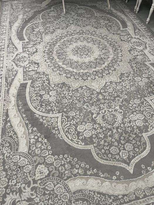 Продам ковры 2,5х3,5. Пр-во Турция