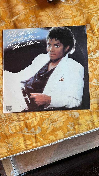 Продам виниловые пластинки (музыкальные)