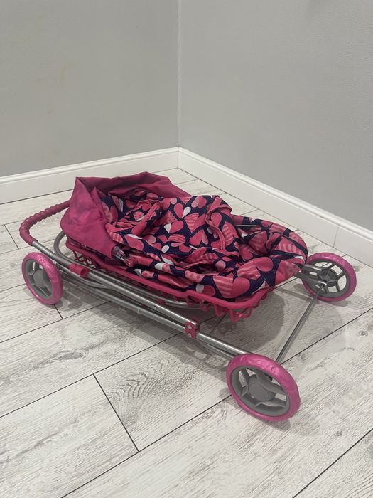 Игрушечная коляска