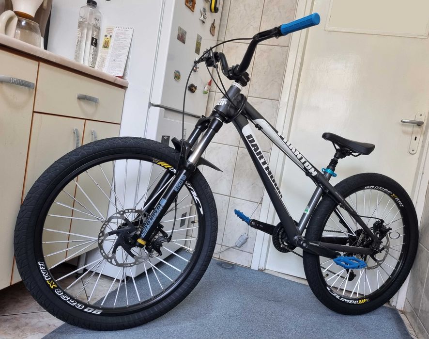 26" DARTMOOR Phantom World Class 4X